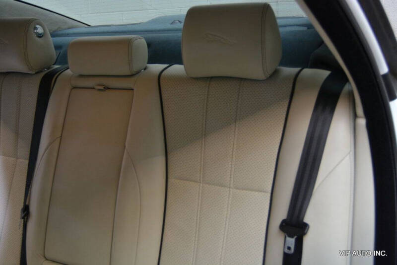 2012 Jaguar XJL Portfolio