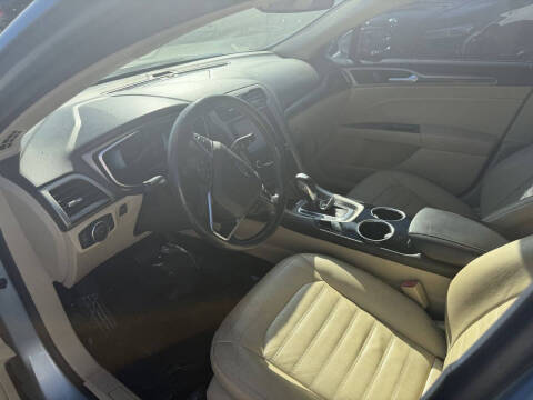 2014 Ford Fusion Hybrid SE