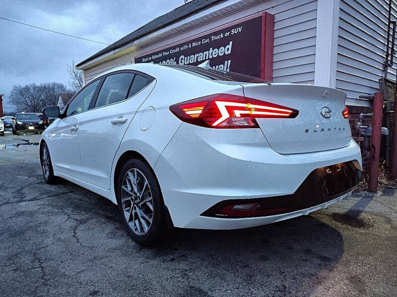 2020 Hyundai Elantra