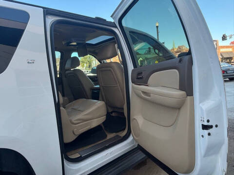 2012 Chevrolet Suburban LT 2500