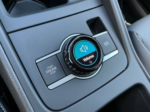 2025 Volkswagen Tiguan SE 4Motion