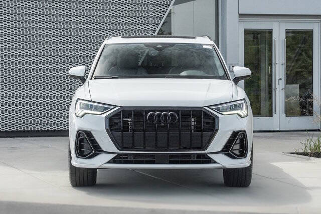 2024 Audi Q3 quattro S line Prem Plus 45 TFSI
