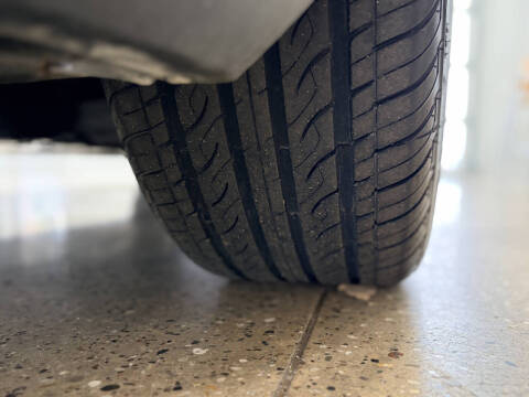 2024 Volvo S60 Recharge T8 Core Dark Theme