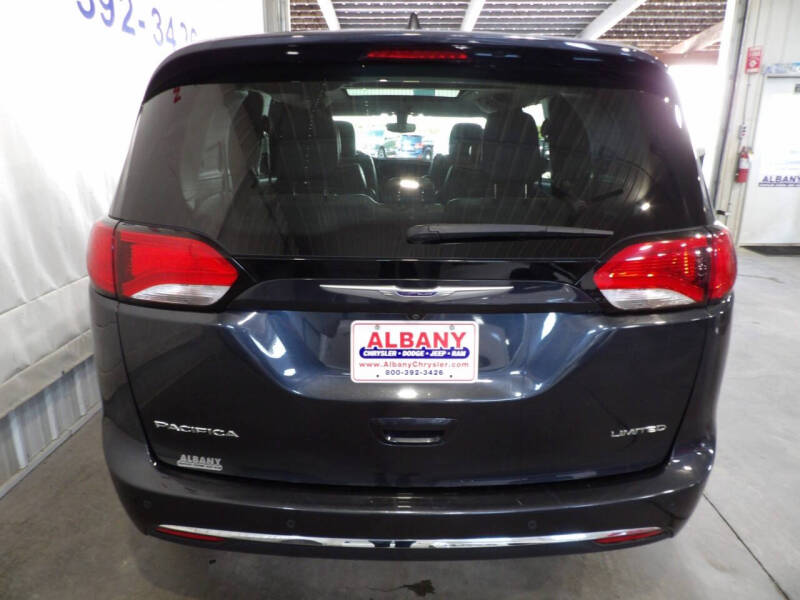2020 Chrysler Pacifica Limited 35th Anniversary
