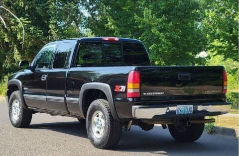 1999 Chevrolet Silverado 1500 for sale at CLEAR CHOICE AUTOMOTIVE in Milwaukie OR