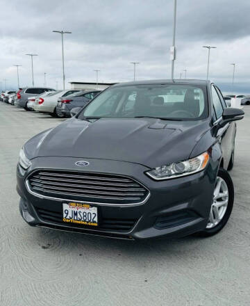 2016 Ford Fusion SE