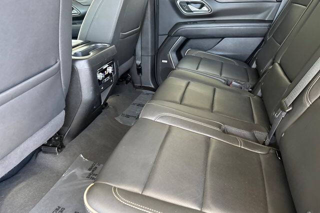 2024 GMC Yukon SLT