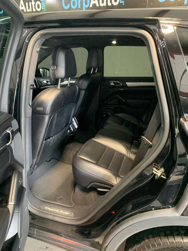 2017 Porsche Cayenne Turbo