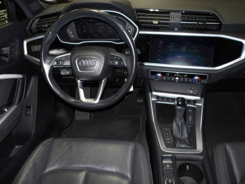 2019 Audi Q3 quattro Premium 45 TFSI