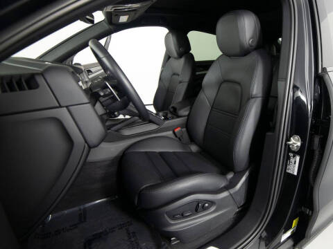 2025 Porsche Cayenne Coupe