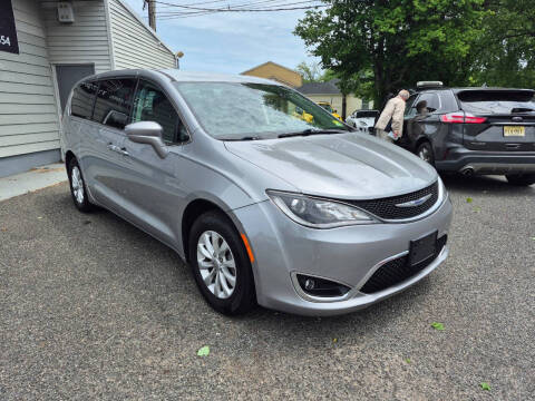 2019 Chrysler Pacifica Touring Plus