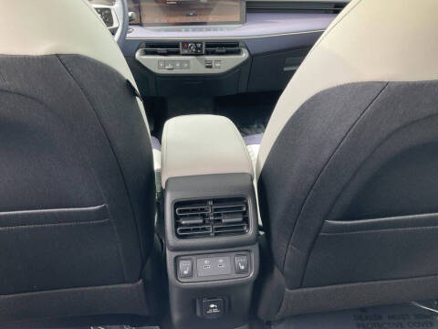 2026 Nissan LEAF Platinum+