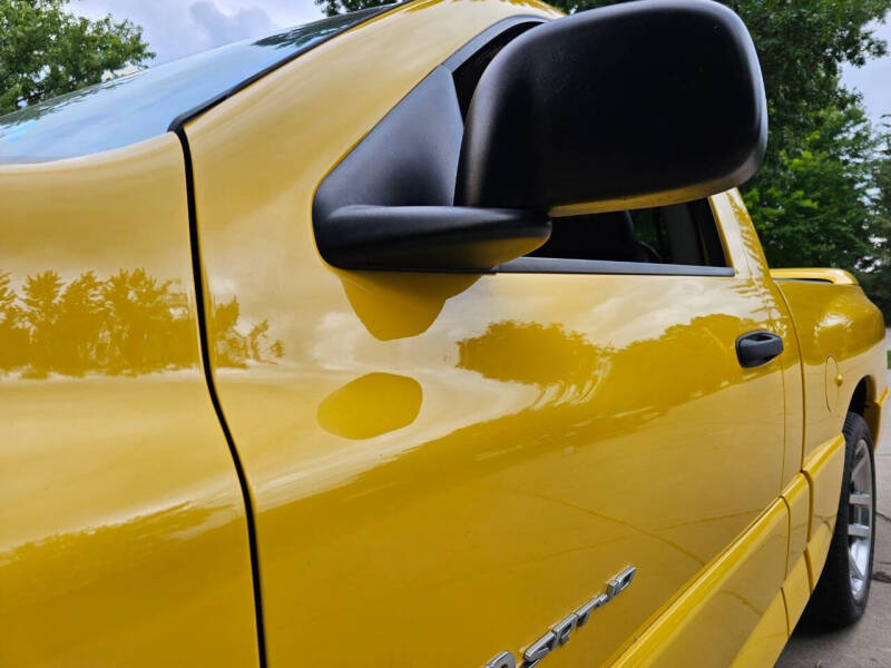 2005 Dodge Ram 1500 SRT-10