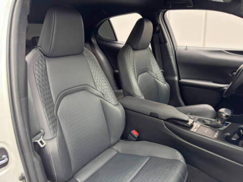 2022 Lexus UX 200