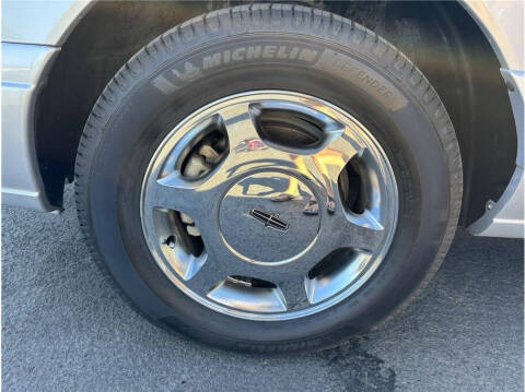 2000 Lincoln Continental