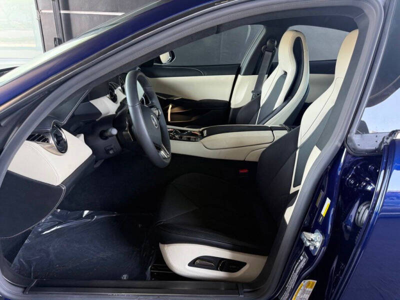 2025 Karma Revero