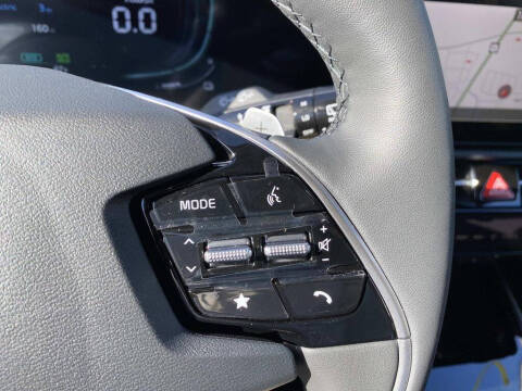 2025 Kia Niro Plug-In Hybrid EX