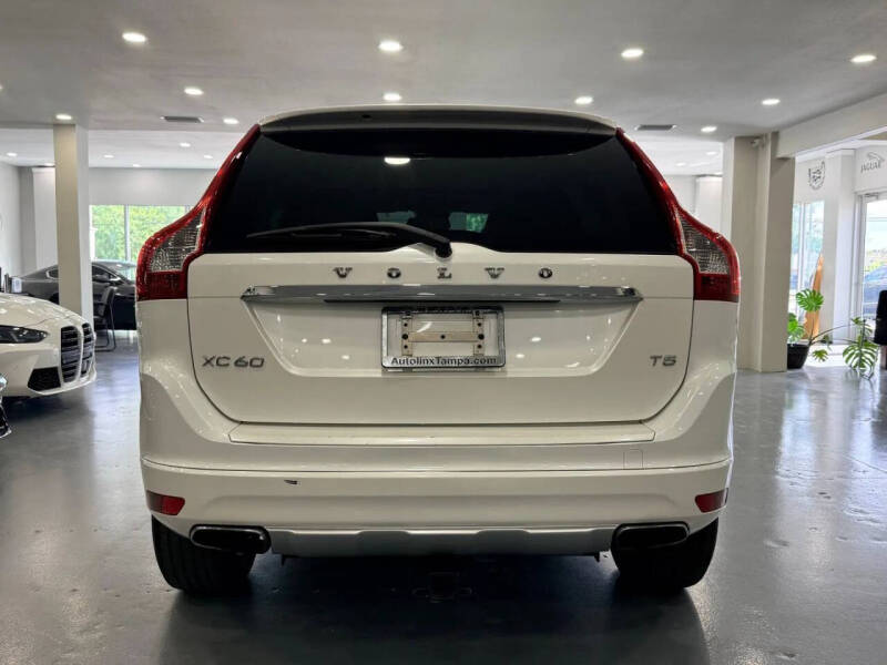 2015 Volvo XC60 T5 Drive-E Premier