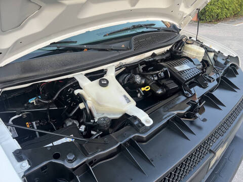 2017 Chevrolet Express 2500