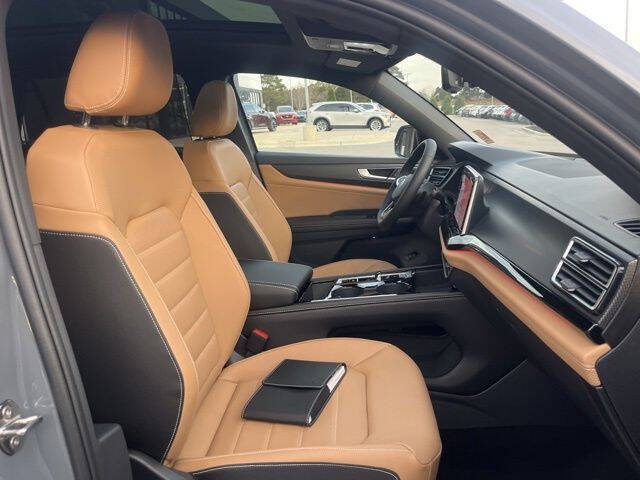 2026 Volkswagen Atlas Cross Sport SEL R-Line Black 4Motion