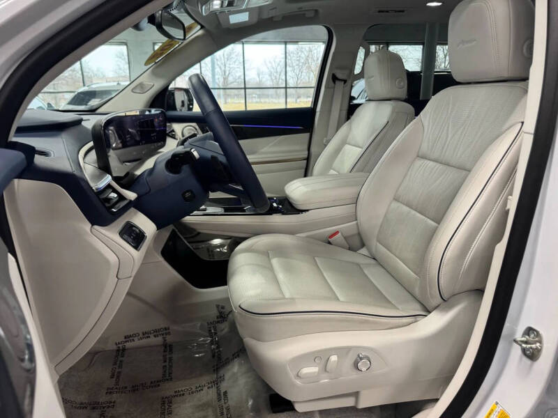 2025 Buick Enclave Avenir