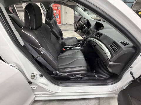 2019 Acura ILX w/Premium