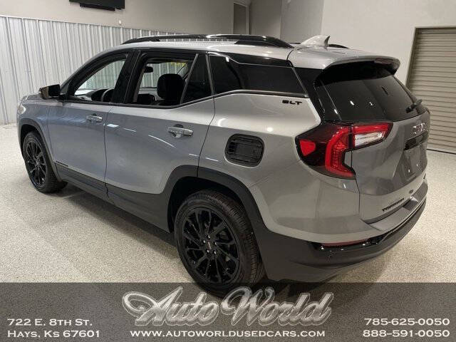 2024 GMC Terrain SLT