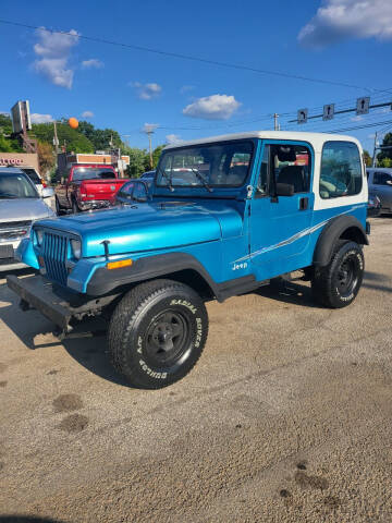 1993 Jeep Wrangler for sale at Johnny's Motor Cars in Toledo OH