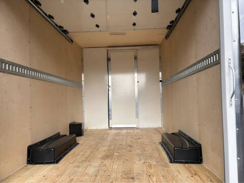 2025 Chevrolet Express 3500