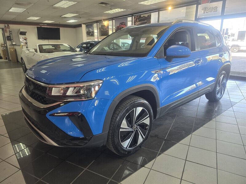 2024 Volkswagen Taos SE 4Motion