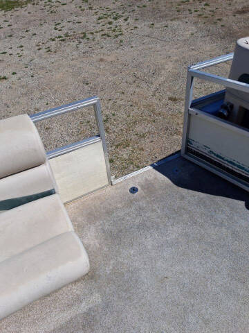1998 Crest Pontoon 22FT PONTOON