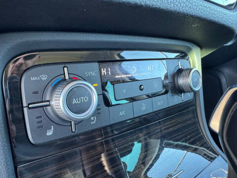 2017 Volkswagen Touareg V6 Executive