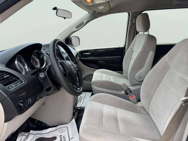 2017 Dodge Grand Caravan SE