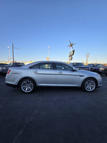 2017 Ford Taurus Limited