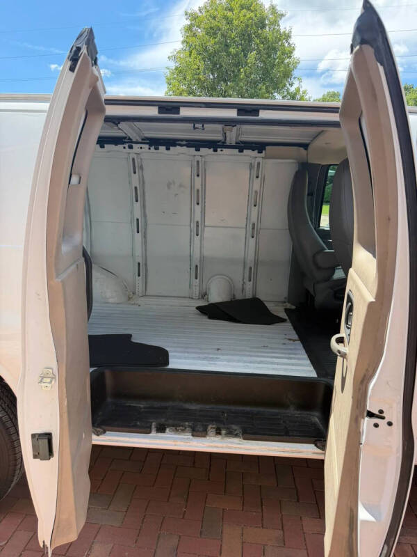 2016 Chevrolet Express 2500
