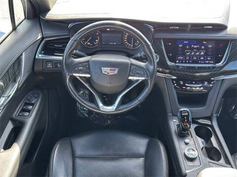 2020 Cadillac XT6 Premium Luxury