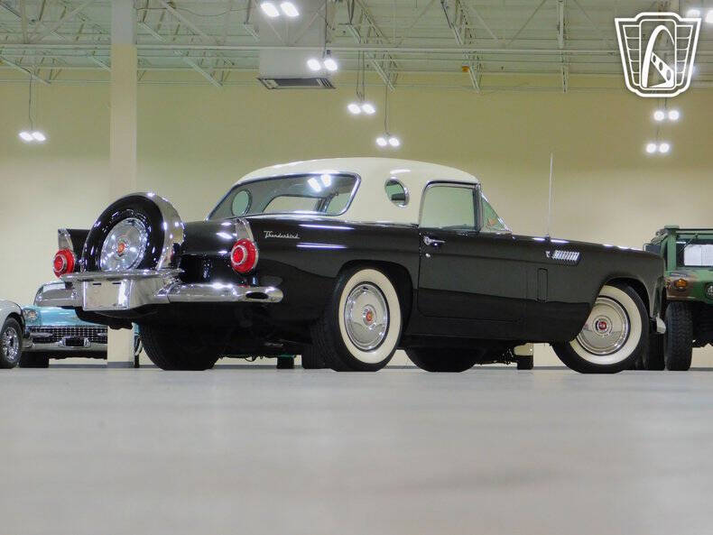 1956 Ford Thunderbird