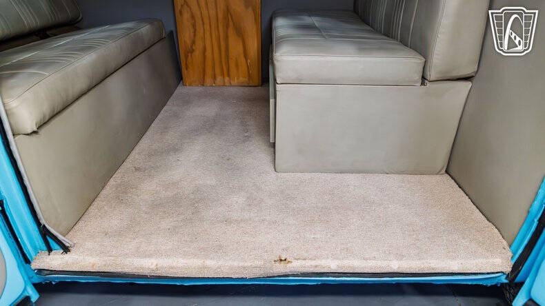 1977 Volkswagen Bus