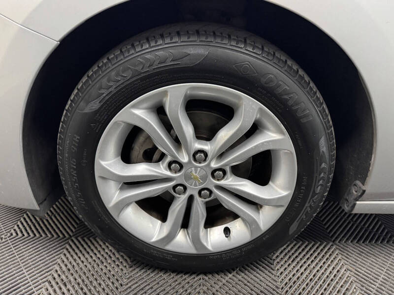 2019 Chevrolet Cruze LS