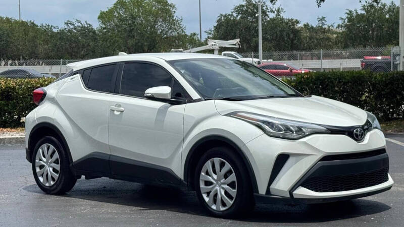 2021 Toyota C-HR LE