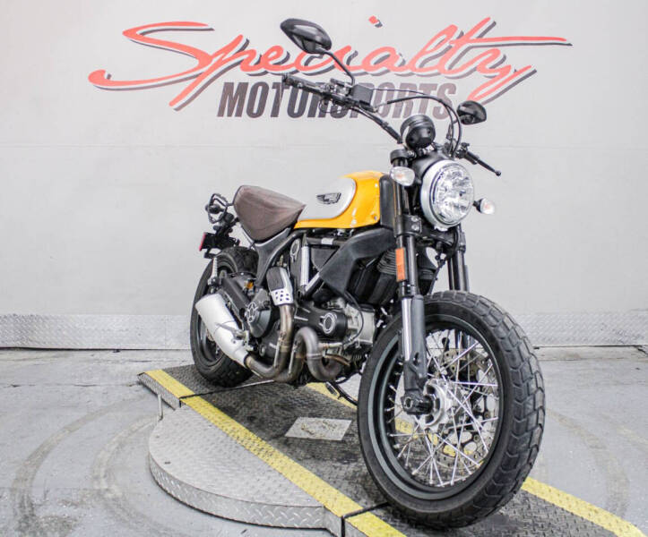2015 Ducati Scrambler Icon