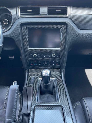 2013 Ford Mustang GT Premium