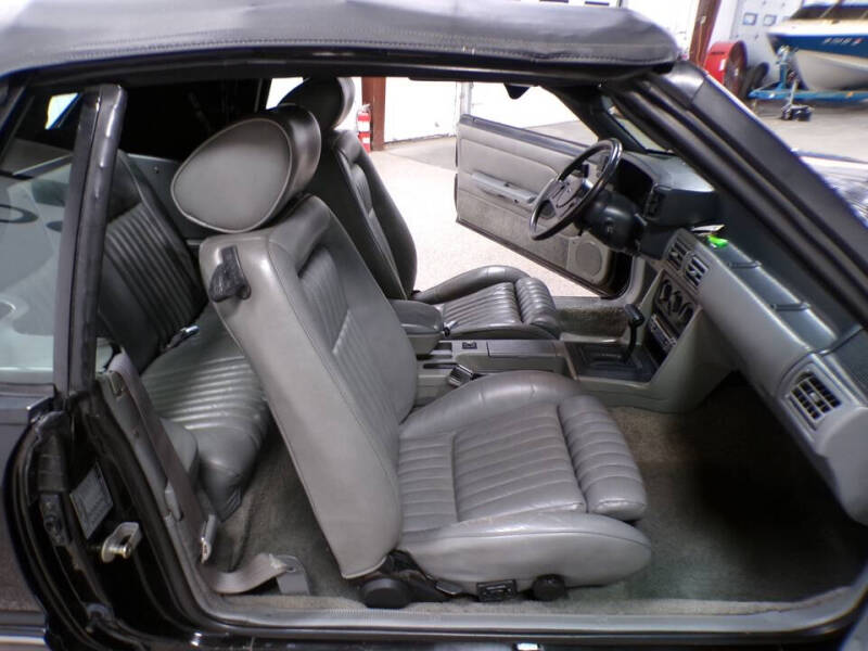 1988 Ford Mustang LX