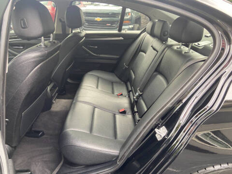 2016 BMW 5 Series 528i