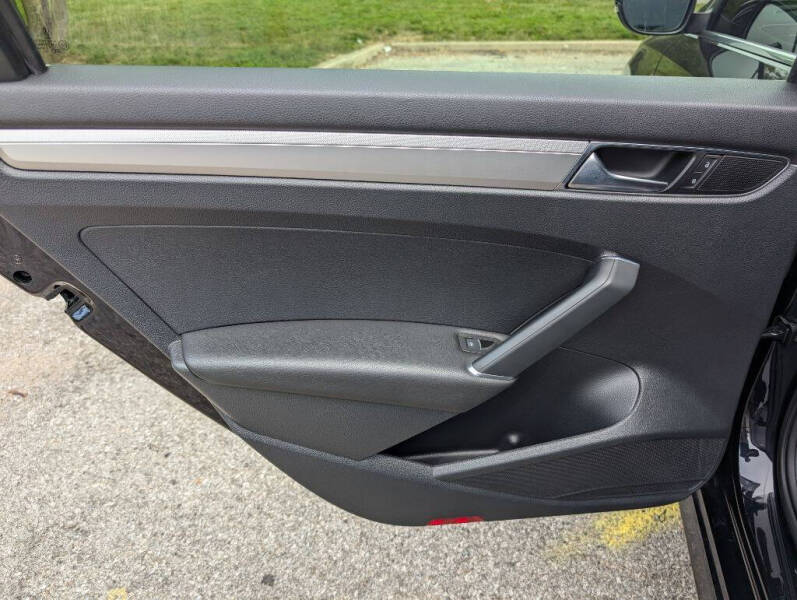 2017 Volkswagen Passat 1.8T S