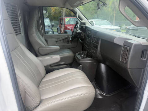 2021 Chevrolet Express 2500
