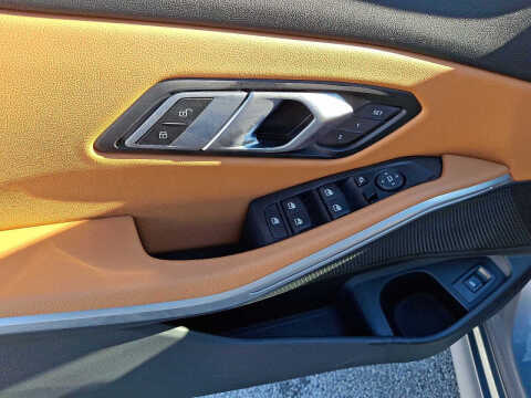 2023 BMW 3 Series 330i xDrive