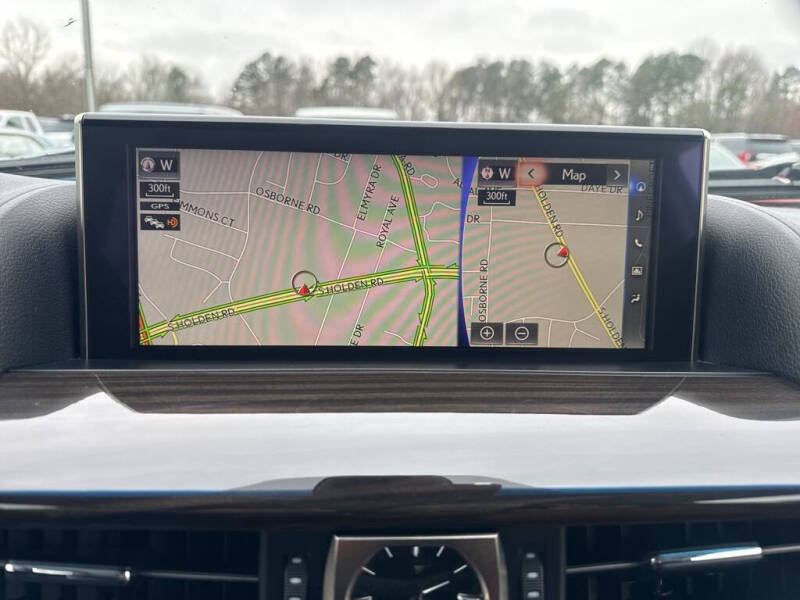 2021 Lexus LX 570 Three-Row