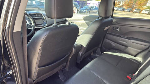 2015 Mitsubishi Outlander Sport SE