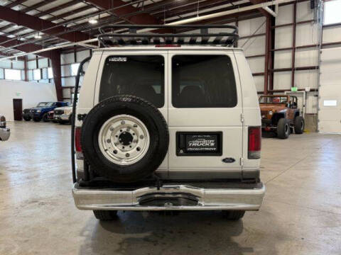 2006 Ford E-Series E-350 SD Chateau